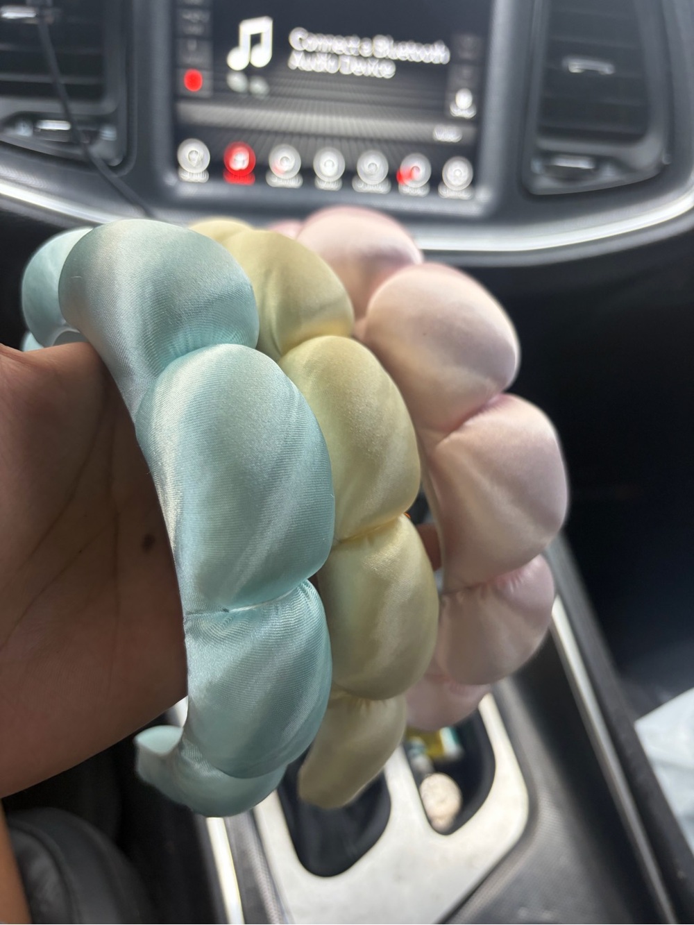 L'Oreal Satin Padded Headband Trio - Mint, Lemon, Blush